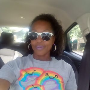 Meet your Posher, Sherry